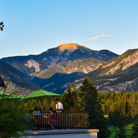 Headwaters Lodge At Eagle Ranch Resort Invermere Extérieur photo