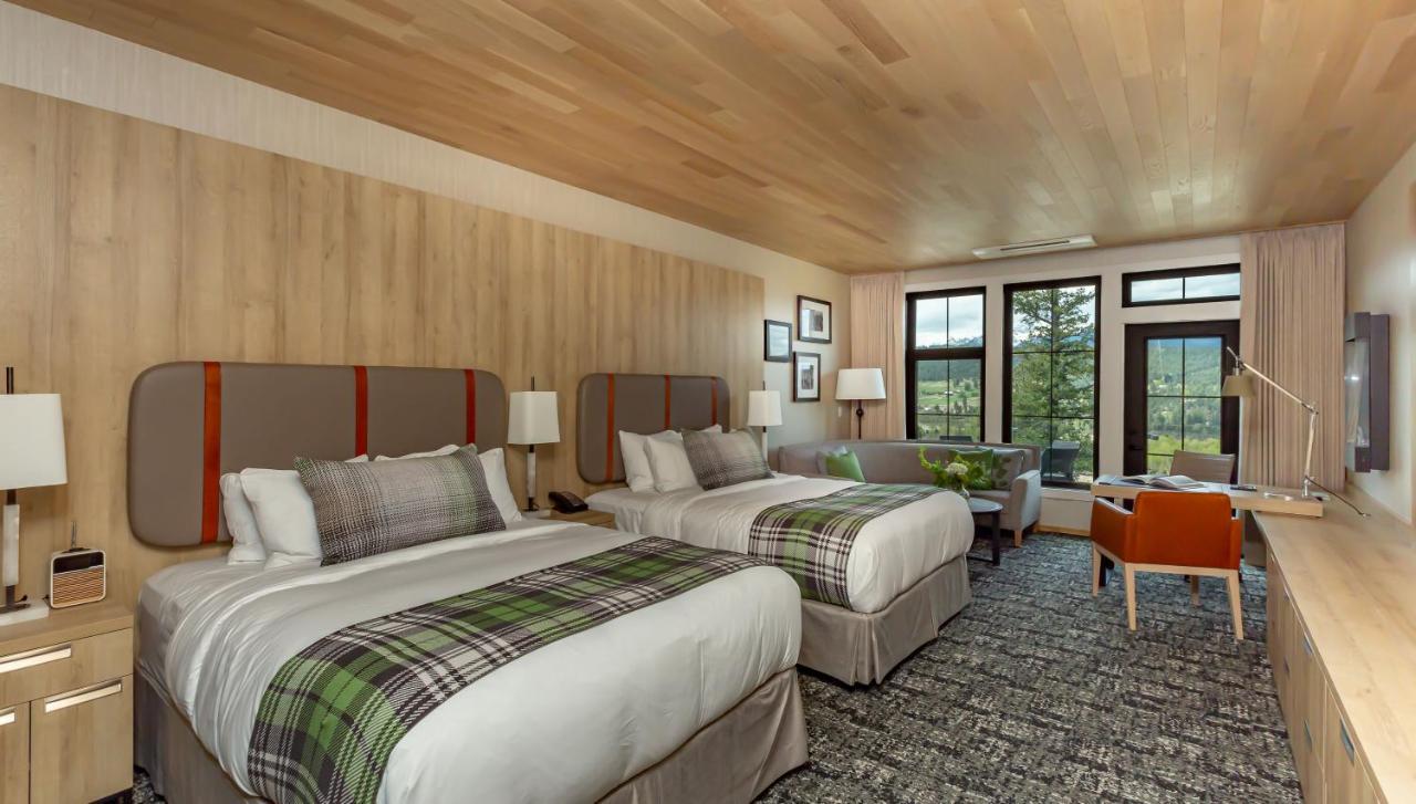 Headwaters Lodge At Eagle Ranch Resort Invermere Extérieur photo